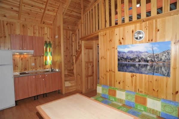 Camping La Torre 호텔 에스포트 외부 사진